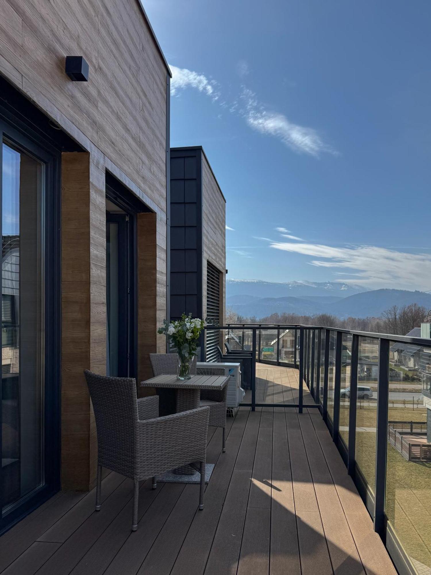 Apartament Krzysztofa Bochusa 옐레니아구라 외부 사진