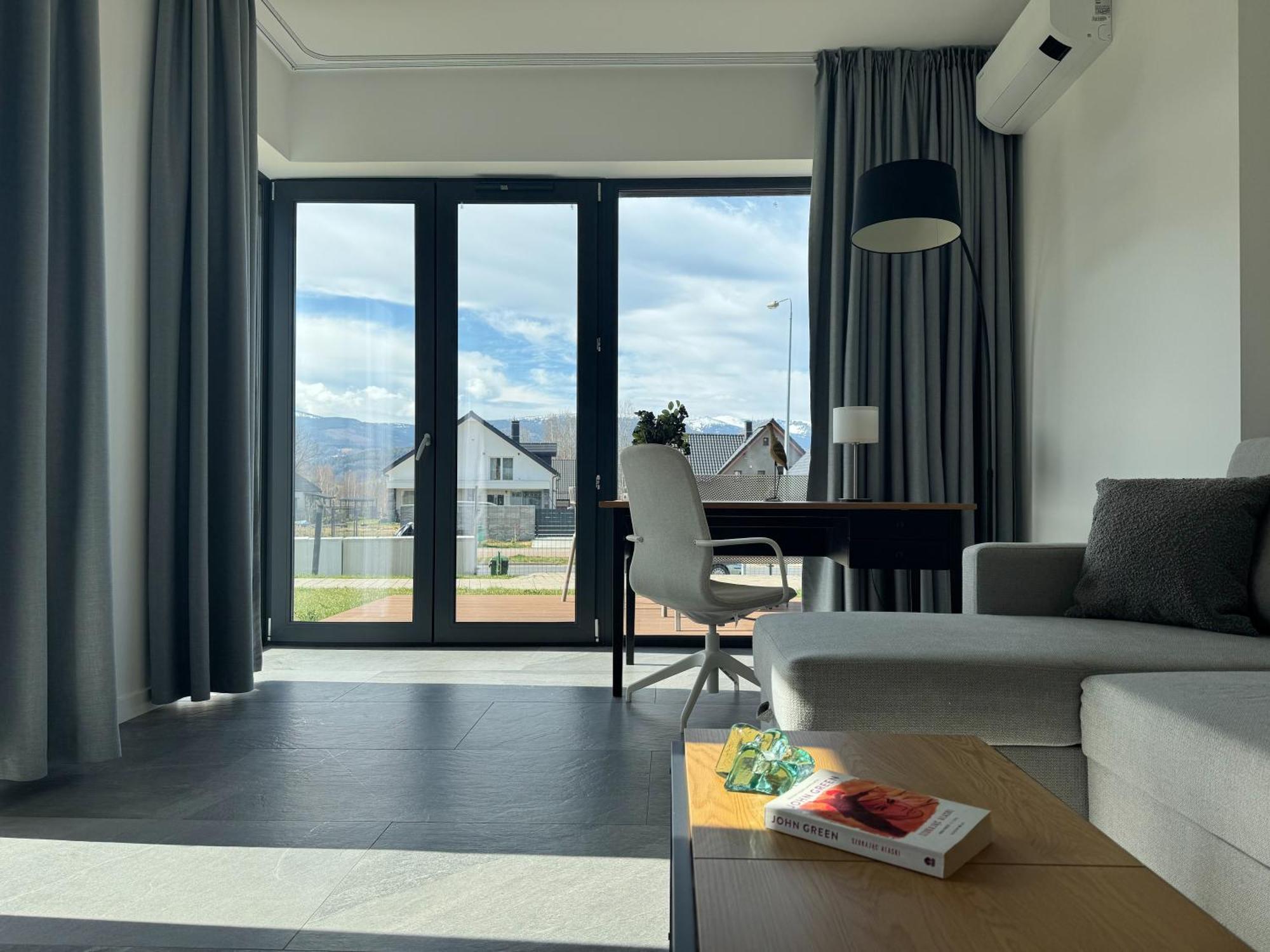 Apartament Krzysztofa Bochusa 옐레니아구라 외부 사진